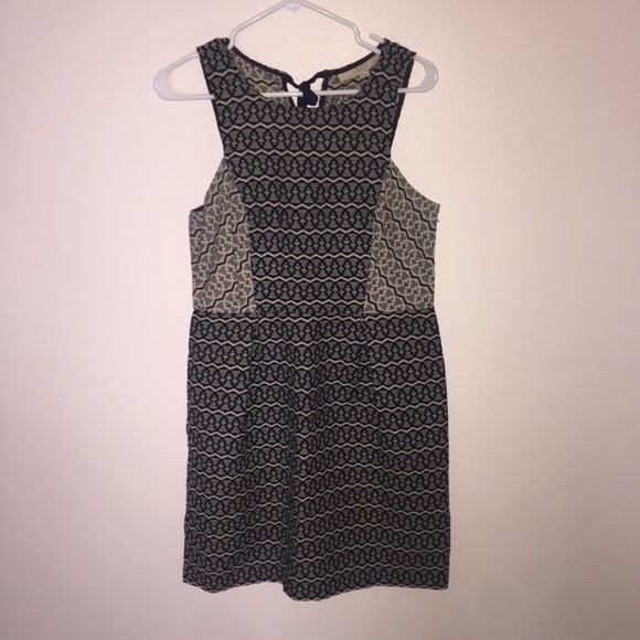 LOFT Dresses & Skirts - Loft Printed Fit and Flare Dress